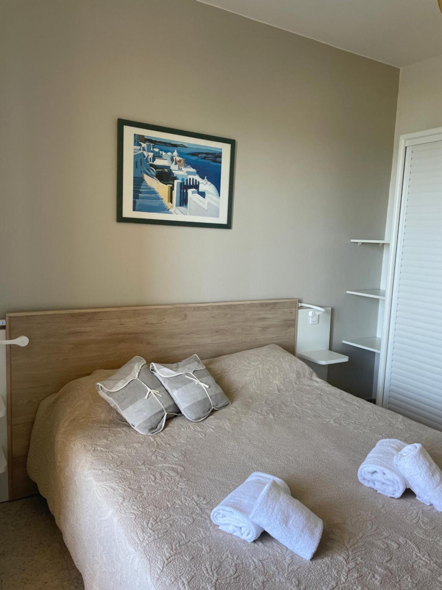 Thalassa Hotel 2*